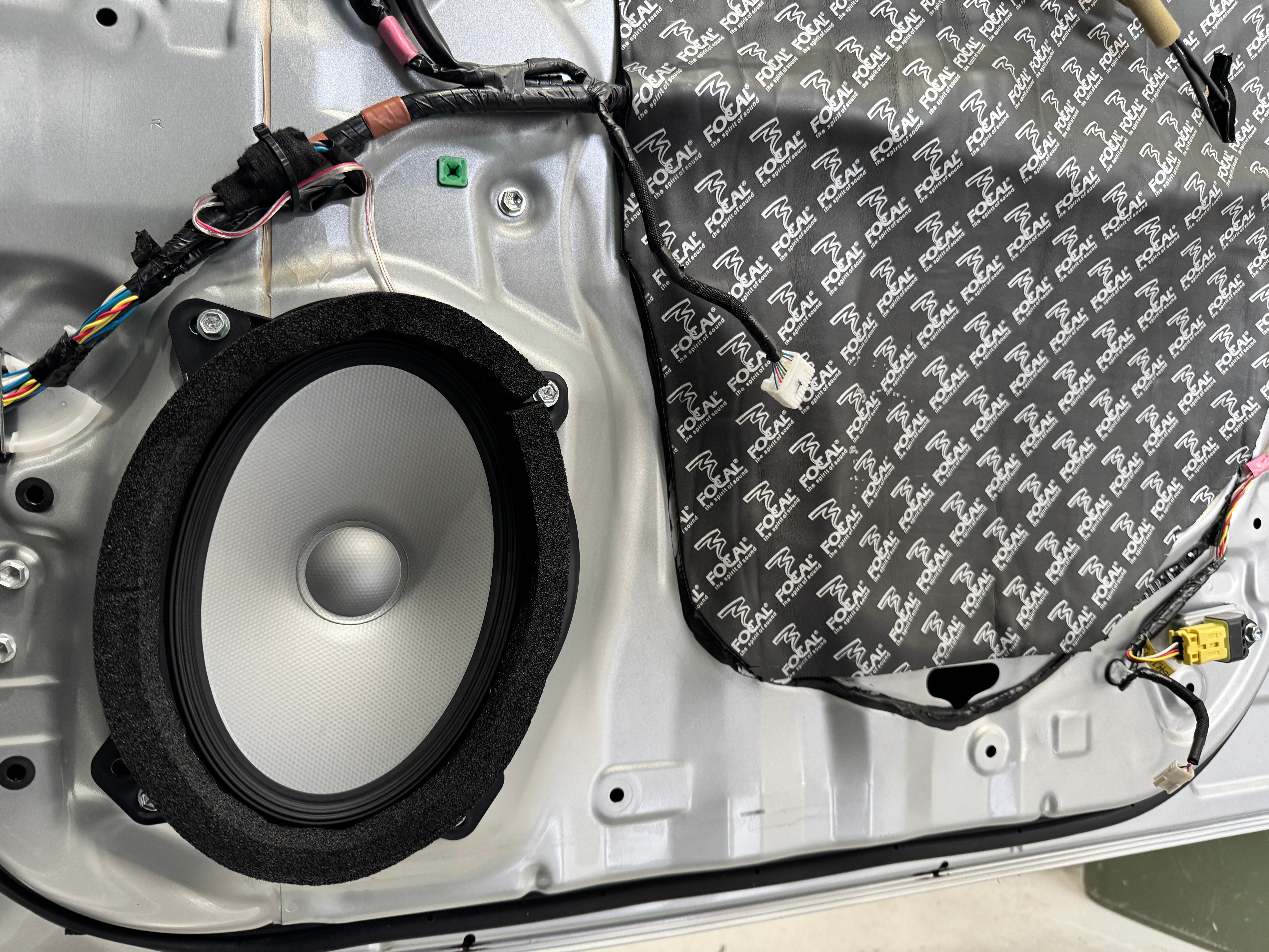DIY LC200 150 Prado Stage 2 Sound System