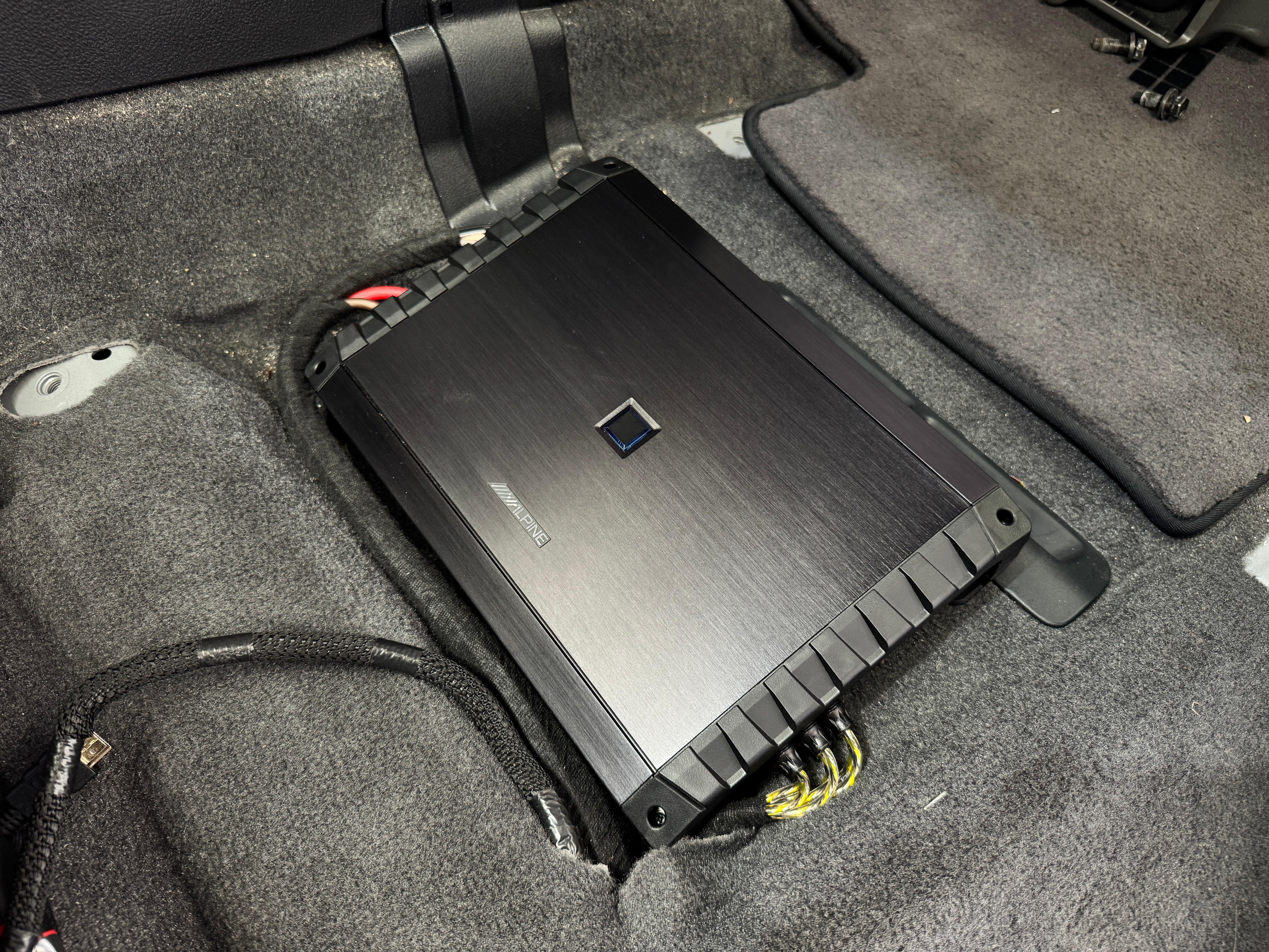 DIY LC200 150 Prado Stage 2 Sound System